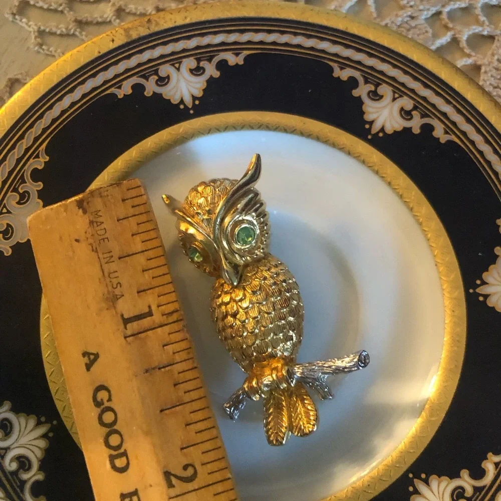 Vintage Owl Brooch by Castlecliff